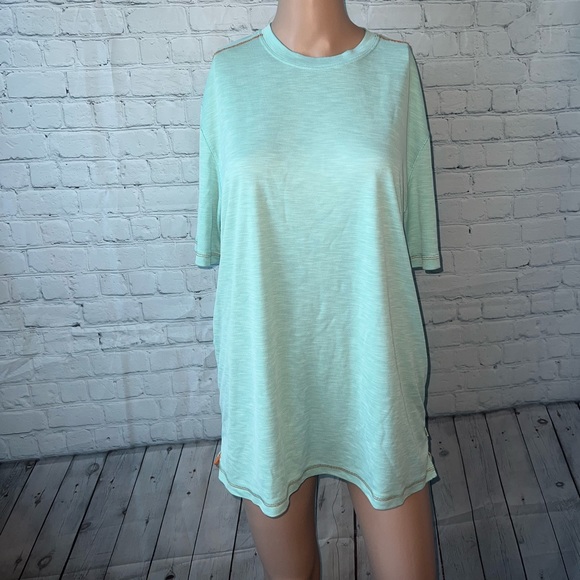 Tommy Bahama Other - Tommy Bahama light green dress shirt size M